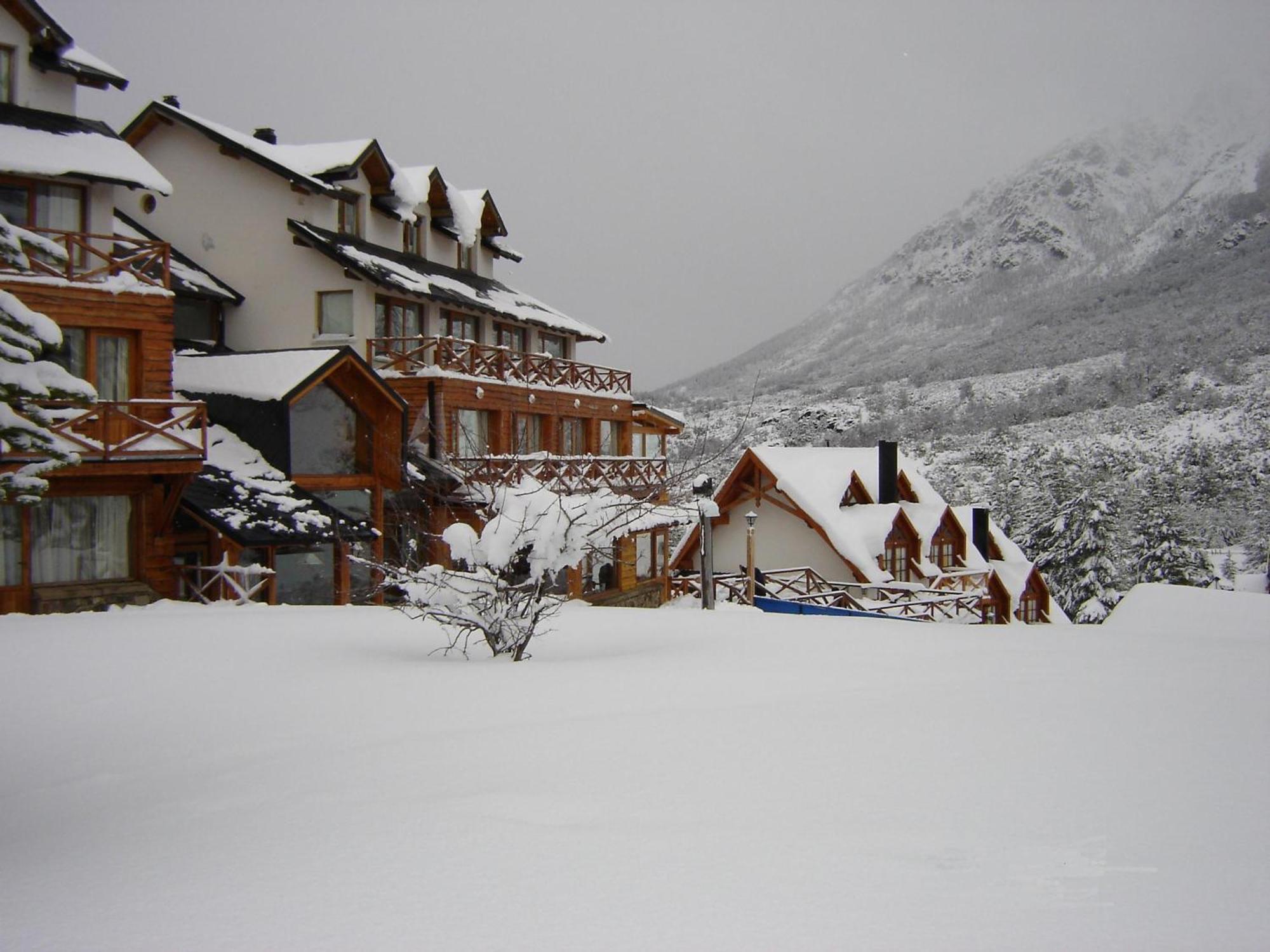 Hotel Punta Condor Cerro Catedral Екстер'єр фото