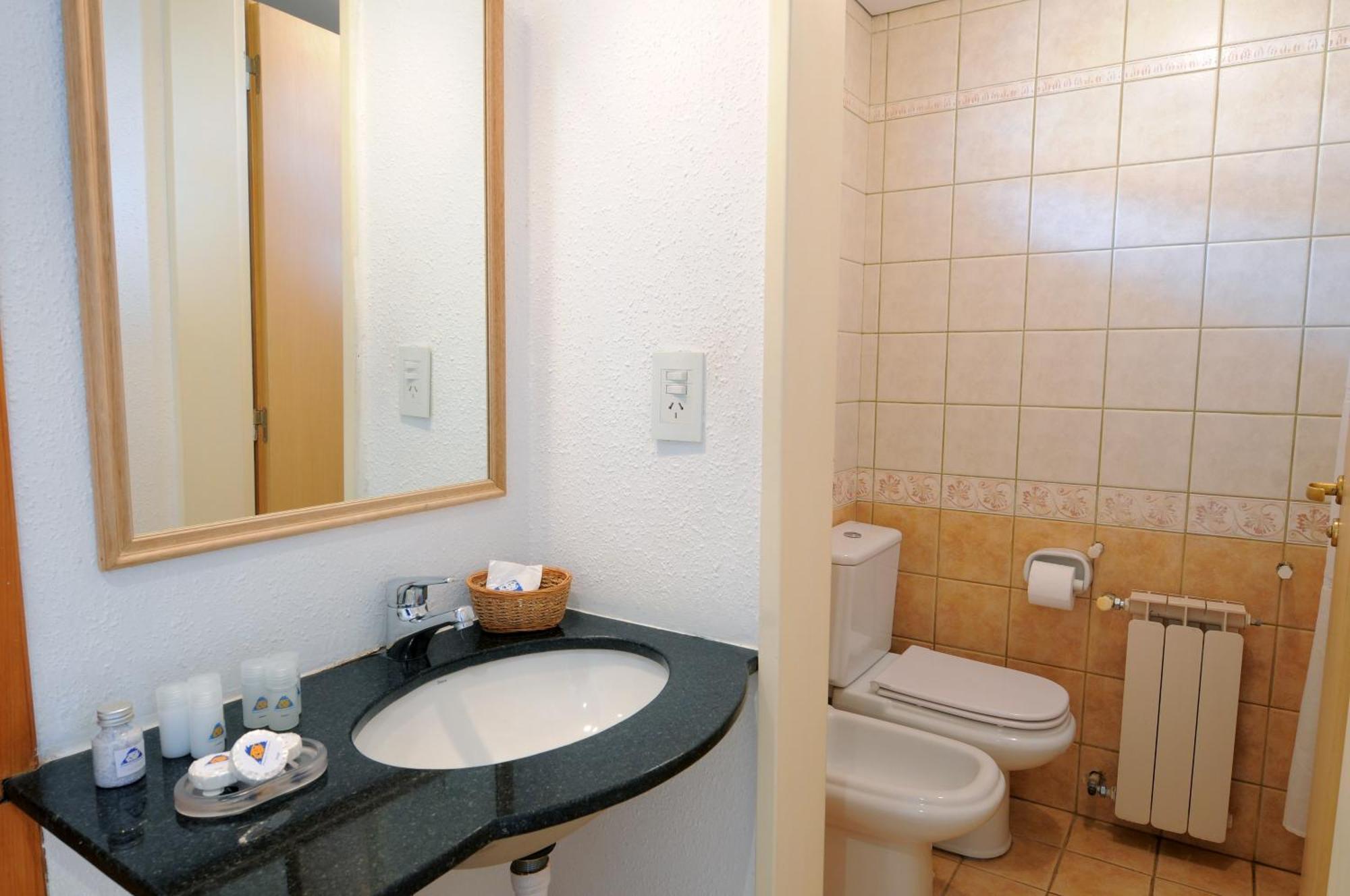Hotel Punta Condor Cerro Catedral Екстер'єр фото