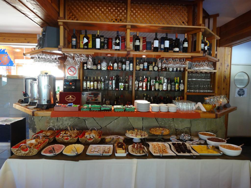 Hotel Punta Condor Cerro Catedral Екстер'єр фото